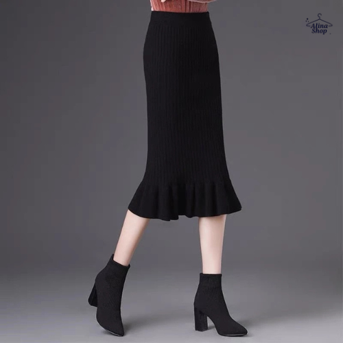 Bí quyết kết hợp chân váy len bút chì để luôn mặc đẹp và cuốn hút 2025